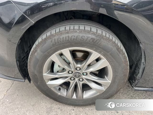 Toyota Saina id 4290219 из Китая 11