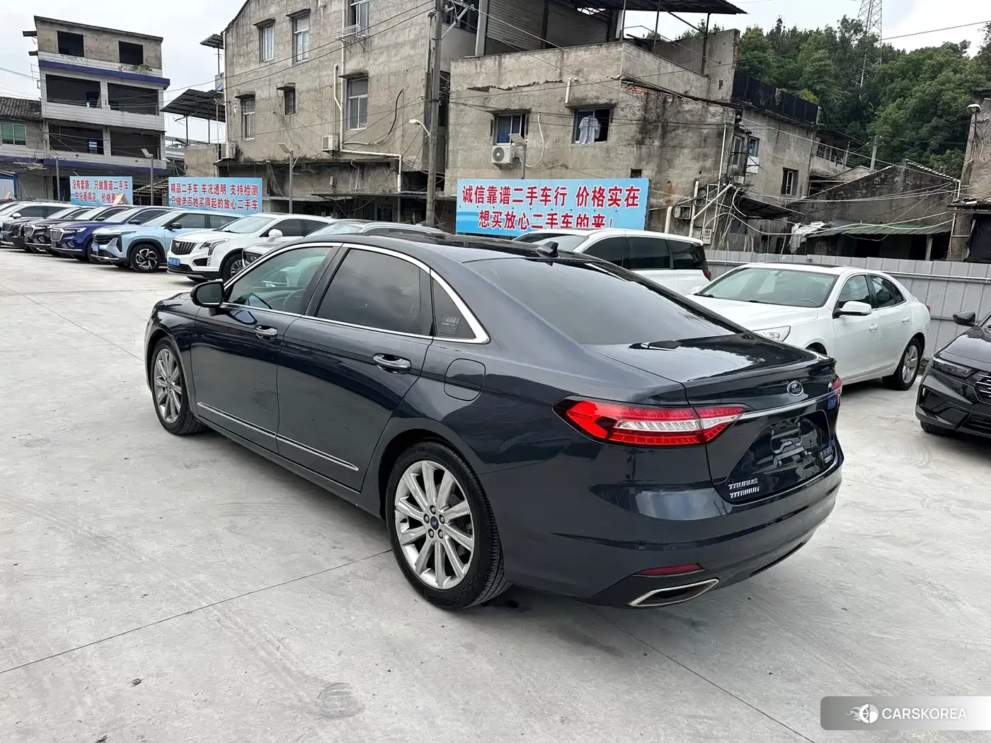 Ford Taurus id 4565212 из Китая 14