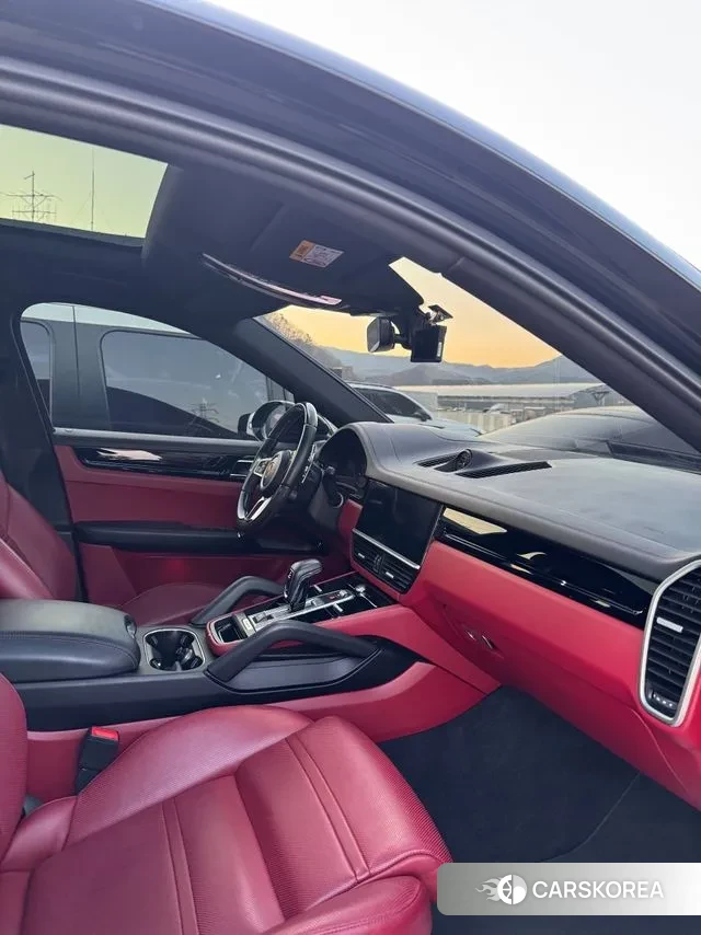 Porsche Cayenne (PO536) 2020 Черный из Кореи, фото 3