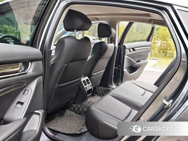 Honda Accord 2023 Темно-серый из Китая, фото 5