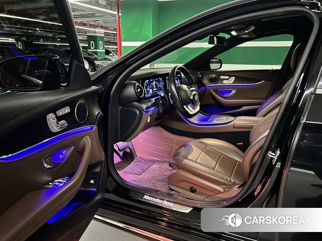 Mercedes-Benz E-class id 4277127 из Китая 14
