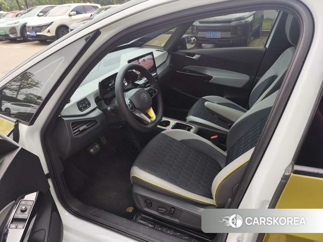 Volkswagen ID.3 2023 Белый из Китая, фото 3