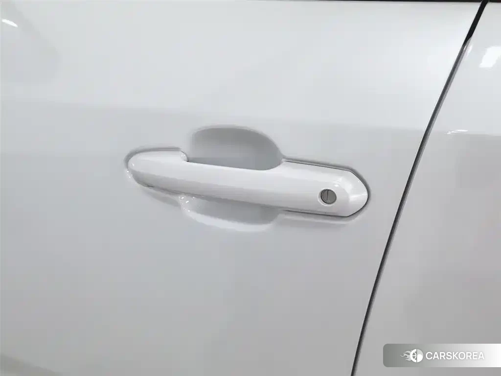 Toyota RAV4 id 4622516 из Китая 17