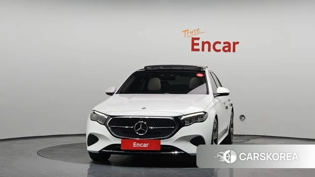 Mercedes-Benz E-Class W214 id 4185629 из Кореи 13