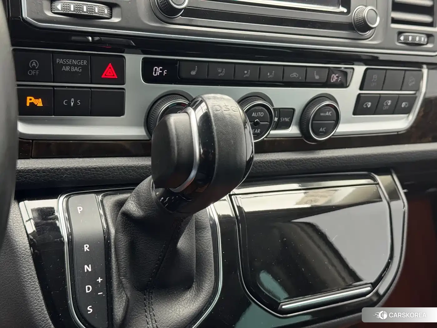 Volkswagen Multivan id 4629731 из Китая 9