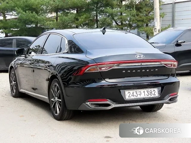 Hyundai The New Grandeur IG id 3402342 из Кореи 13