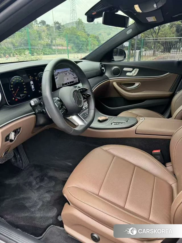 Mercedes-Benz E-class id 4265223 из Китая 8
