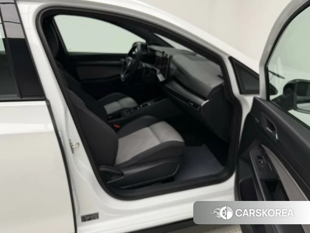 Volkswagen Golf id 4261209 из Китая 10
