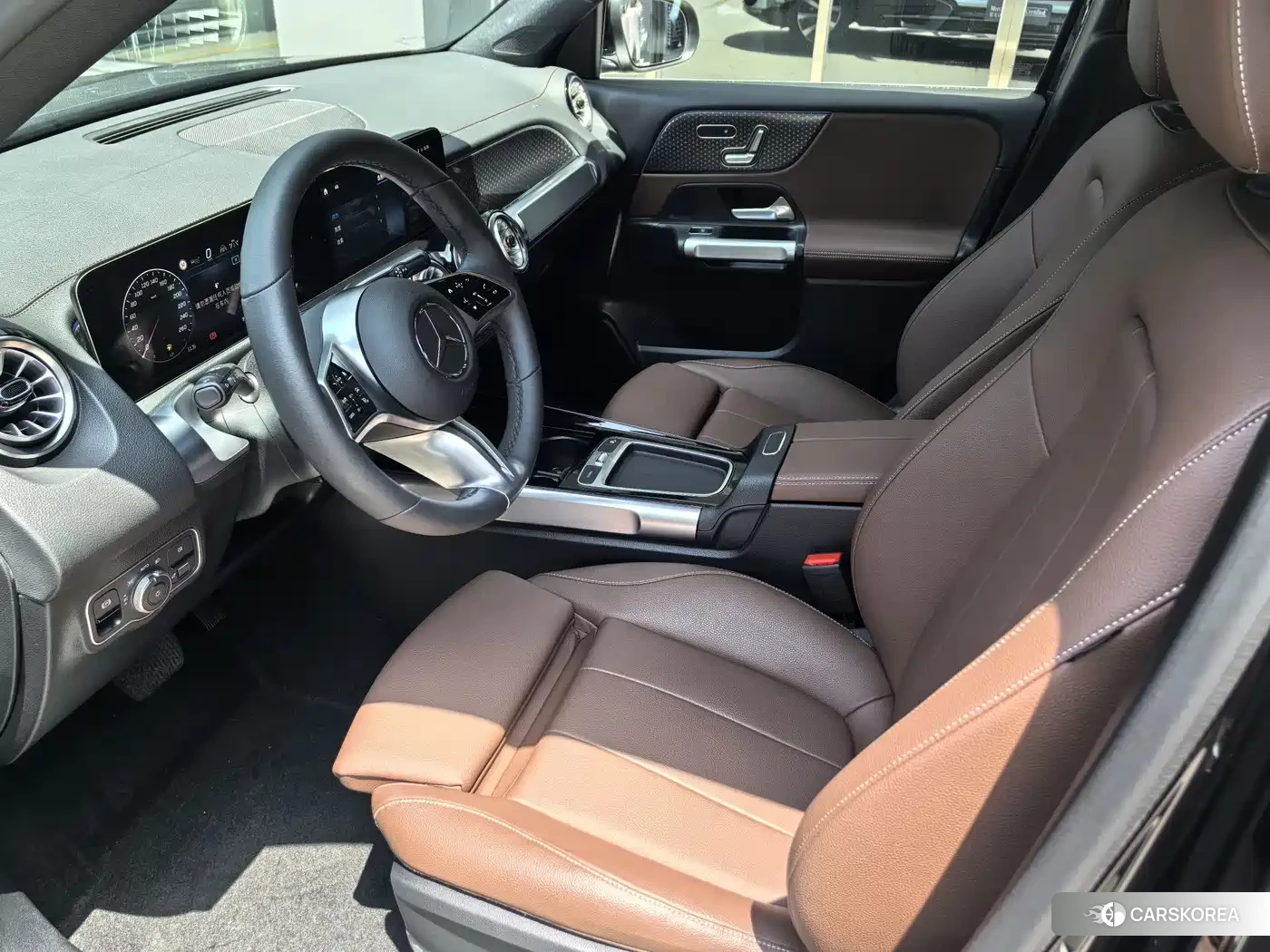 Mercedes-Benz GLB 2025 Черный из Китая, фото 6