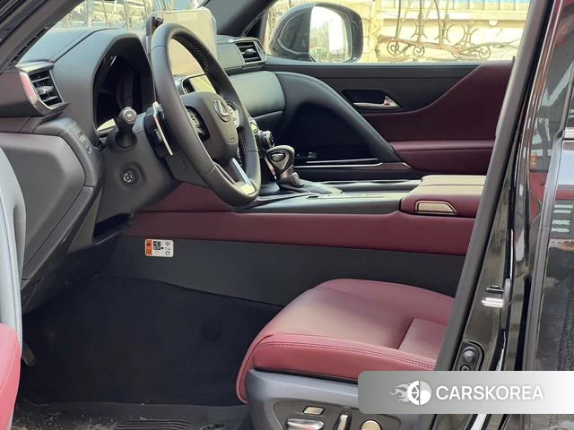 Lexus LX id 4239590 из Китая 7