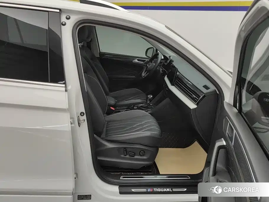 Volkswagen Tiguan L id 4576679 из Китая 9