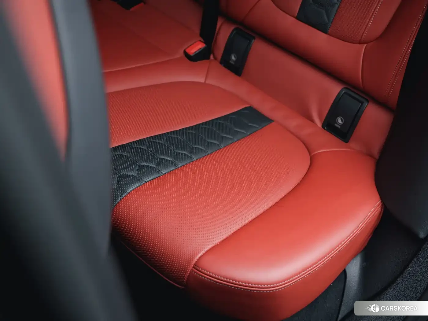 BMW X6 M id 4679842 из Китая 21