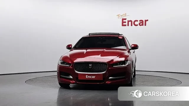 Jaguar XE id 3039026 из Кореи 13