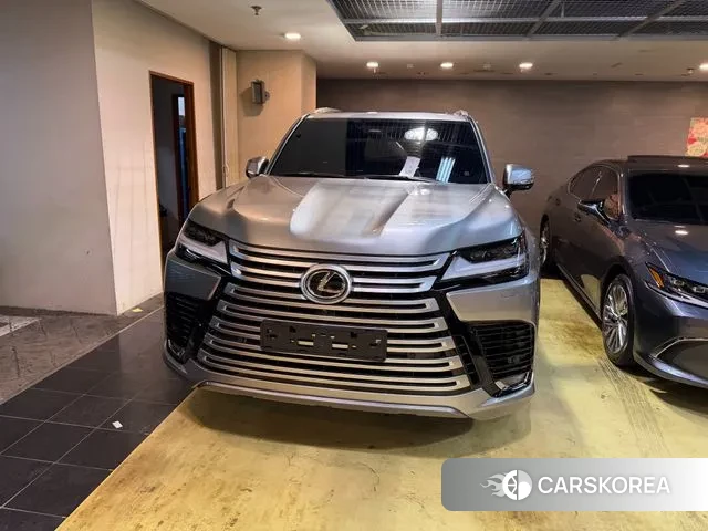Lexus LX 4th Generation 2025 Серебряный из Кореи, фото 3