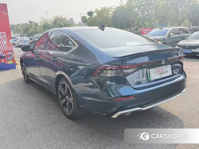 Honda Accord PHEV id 3907820 из Китая 11