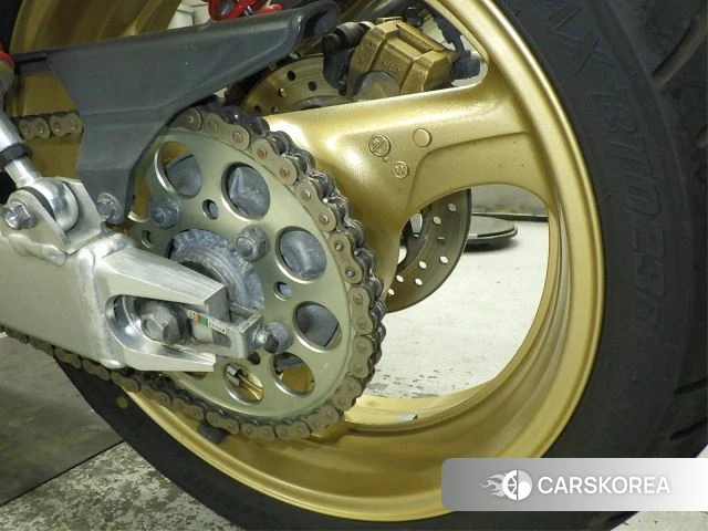 Honda CB400SF id 4184962 из Японии 23