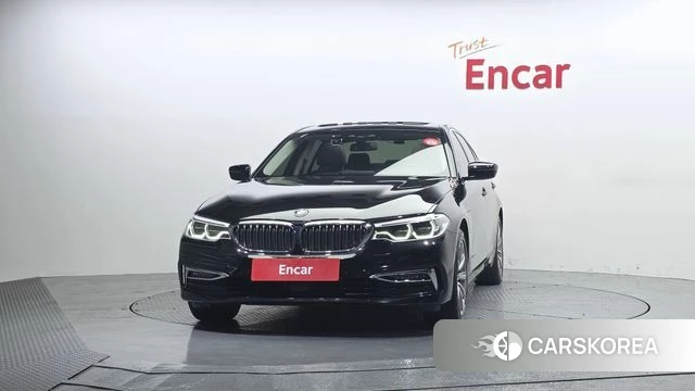 BMW 5 Series (G30) id 3879225 из Кореи 13