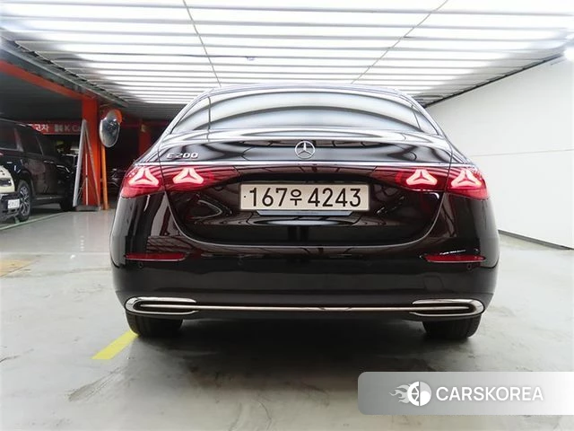 Mercedes-Benz E-Class W214 id 4589817 из Кореи 13