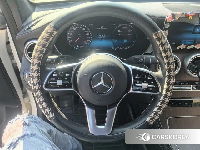 Mercedes-Benz GLC 2021 Белый из Китая, фото 3