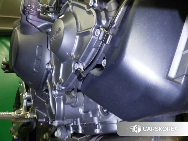 Engine photo