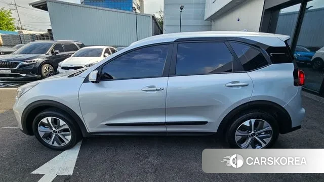 Kia Niro Plus id 3002965 из Кореи 13