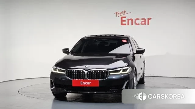 BMW 5 Series (G30) id 3348978 из Кореи 13