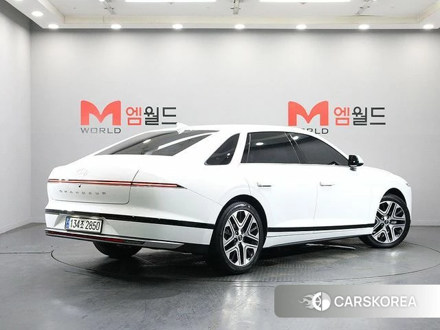 Hyundai Grandeur Hybrid (GN7) id 4863243 из Кореи 13