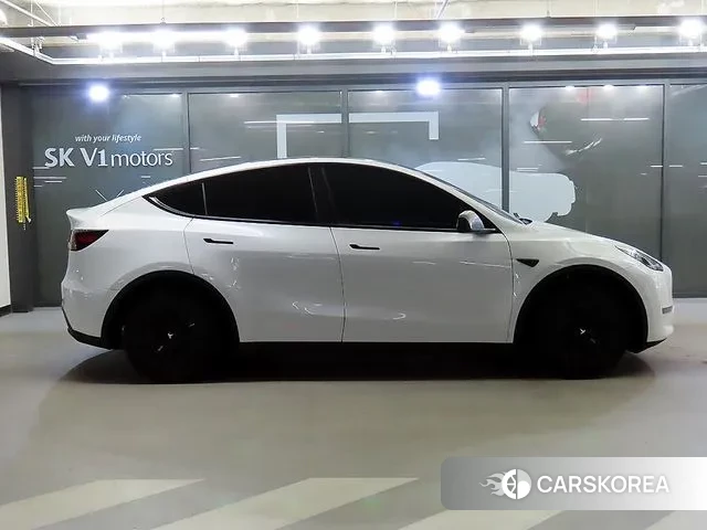 Tesla Model Y id 3735674 из Кореи 13