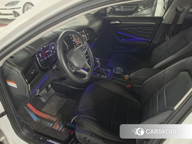 Volkswagen 7th Generation of Jetta 2024 Белый из Кореи, фото 4