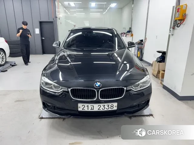 BMW 3 Series (F30) 2018 Черный из Кореи, фото 3