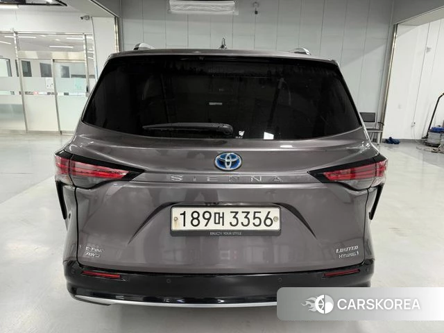 Toyota Sienna 4th Generation 2021 Серый из Кореи, фото 3