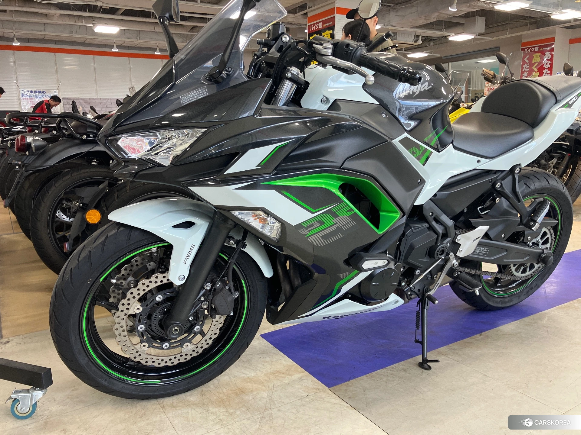 Проданный Kawasaki NINJA 650 ABS id 4191921 из Японии