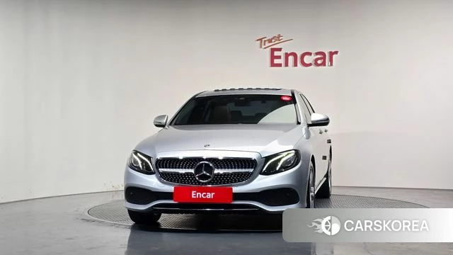 Mercedes-Benz E-Class W213 id 4907821 из Кореи 23