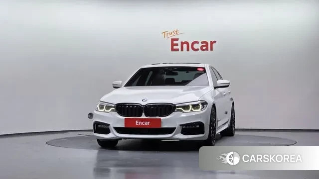 BMW 5 Series (G30) id 3408297 из Кореи 13