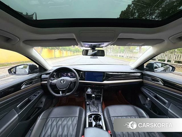 Volkswagen Passat 2021 Черный из Китая, фото 3