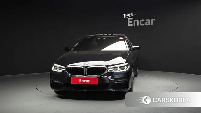 BMW 5 Series (G30) id 4396820 из Кореи 23