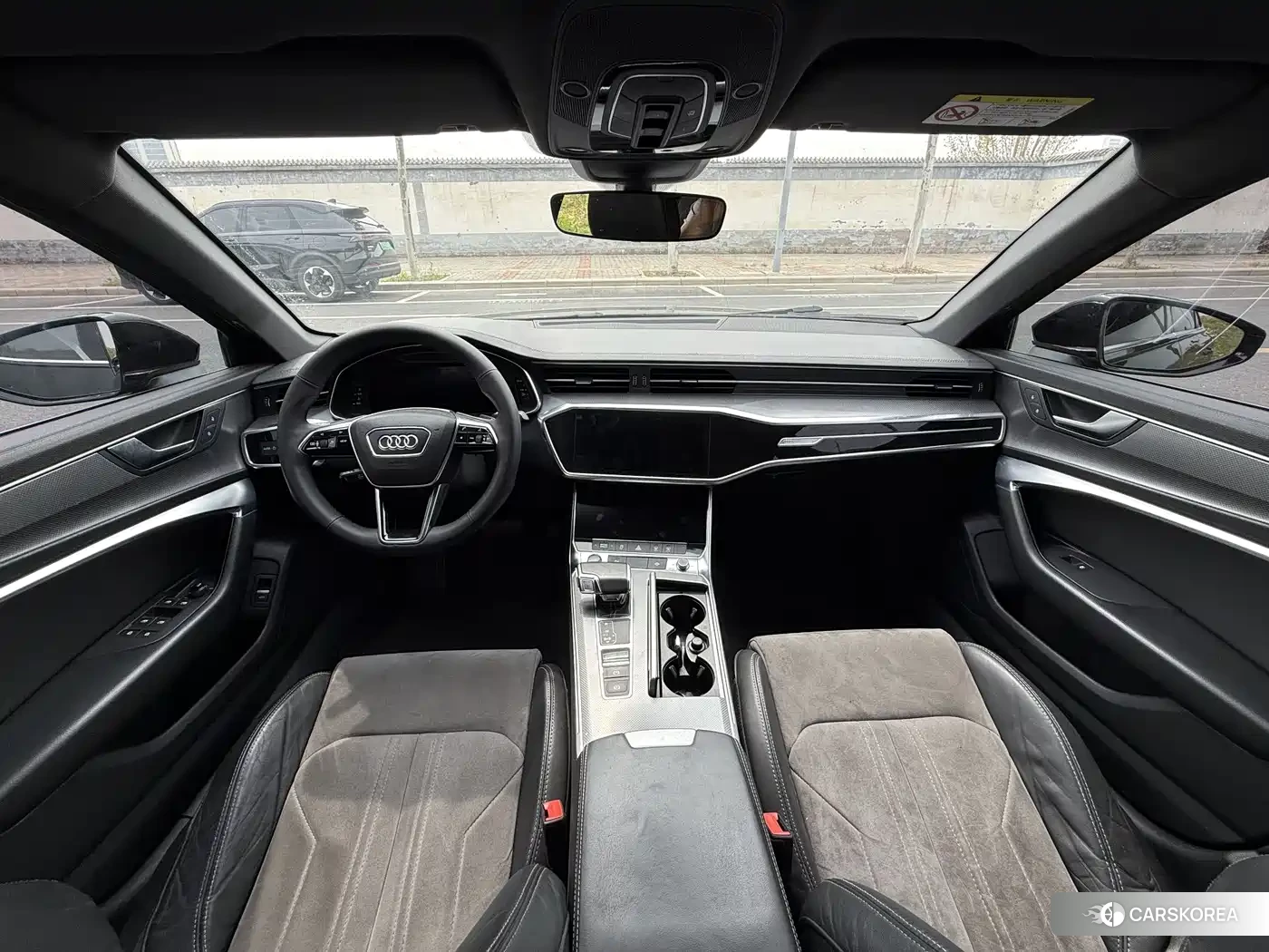 Audi A6L 2021 Черный из Китая, фото 3