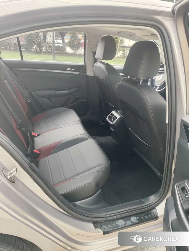 Volkswagen Bora id 4321366 из Китая 18