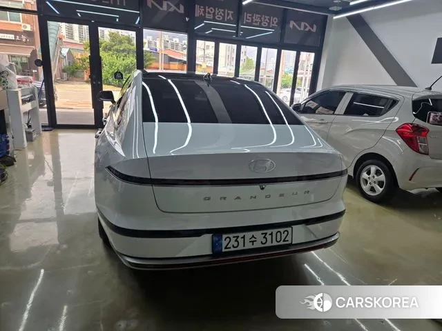 Hyundai Grandeur (GN7) id 3058291 из Кореи 13