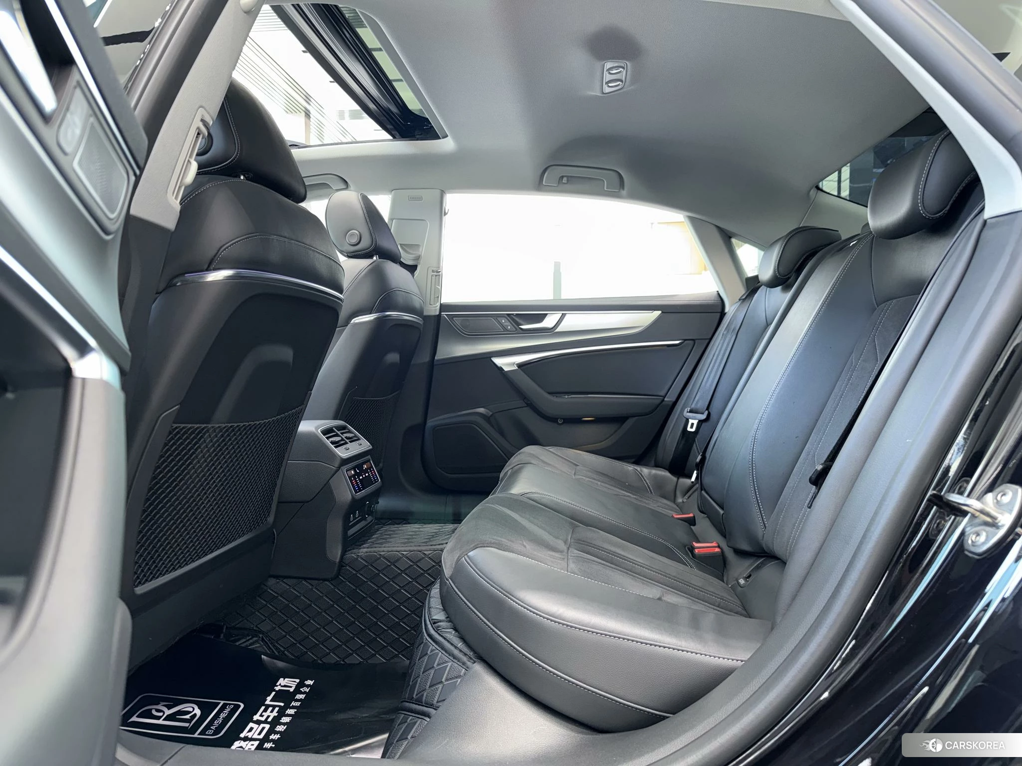 Audi A7L 2023 Черный из Китая, фото 3