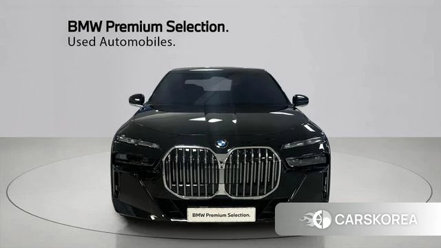 BMW 7 Series (G70) id 3933845 из Кореи 13