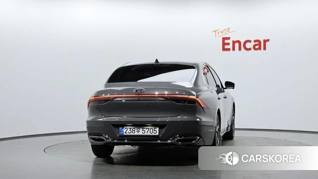 Hyundai The New Grandeur IG Hybrid id 4409454 из Кореи 23