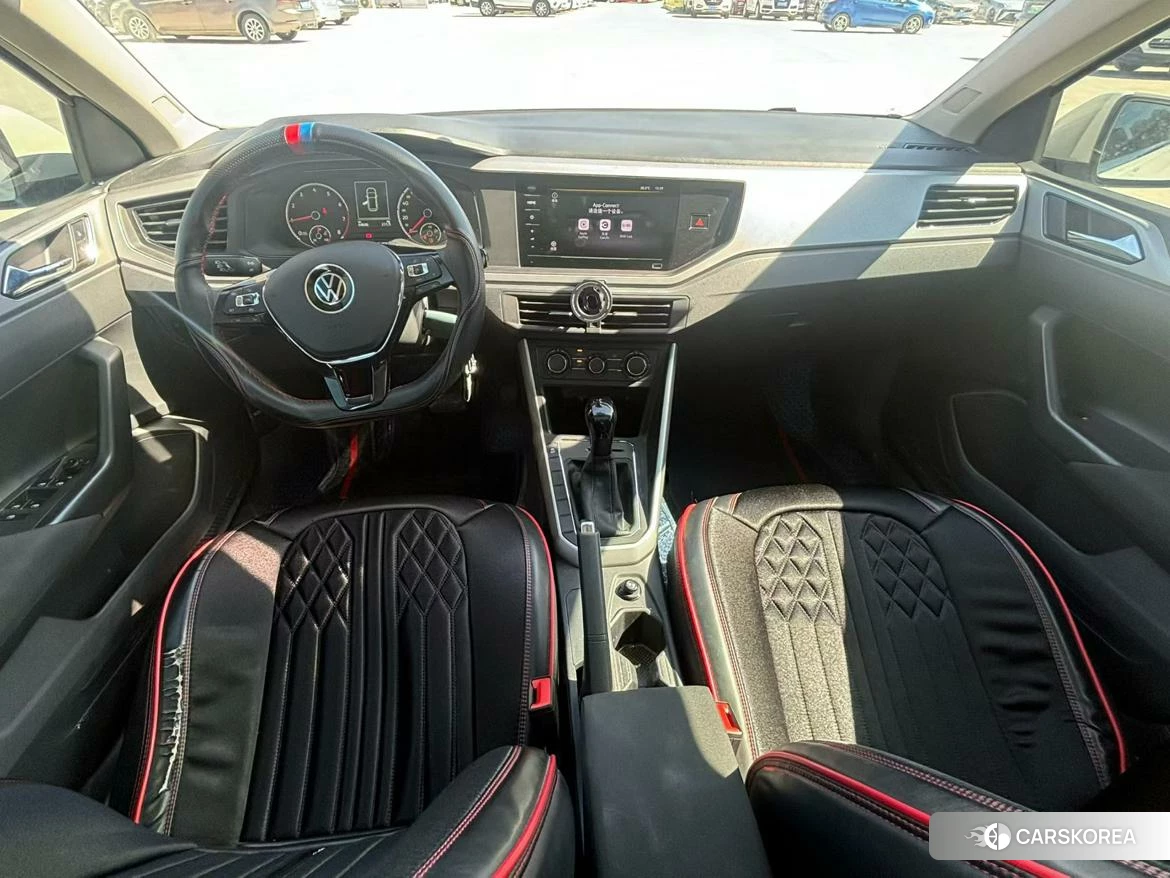 Volkswagen Polo 2022 Белый из Китая, фото 3