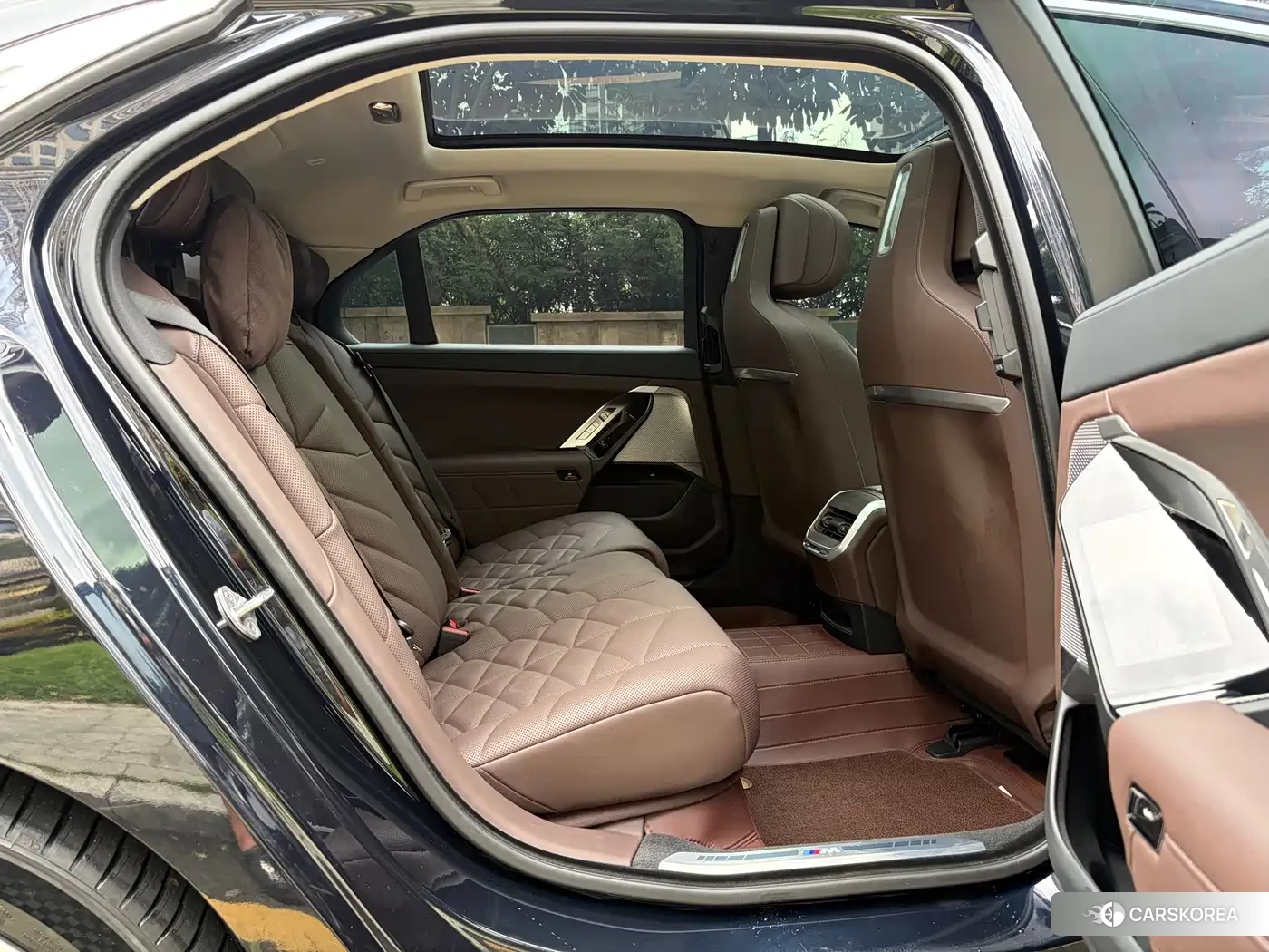 BMW 7 series id 4679818 из Китая 11