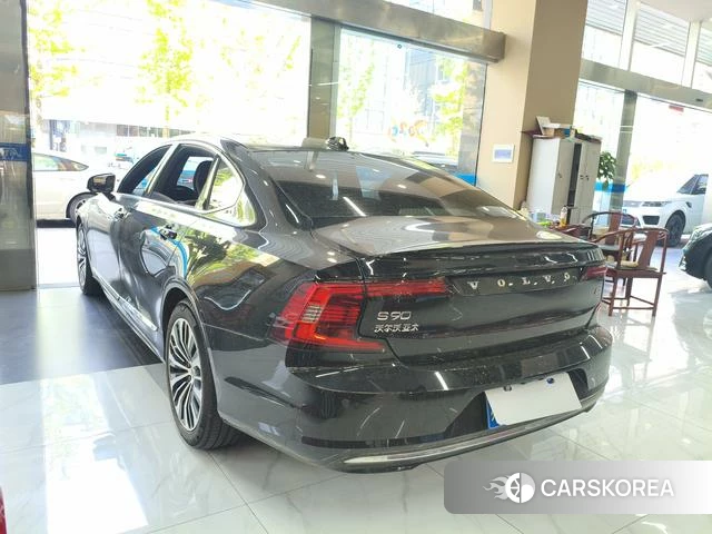 Volvo S90 2024 Черный из Китая, фото 6