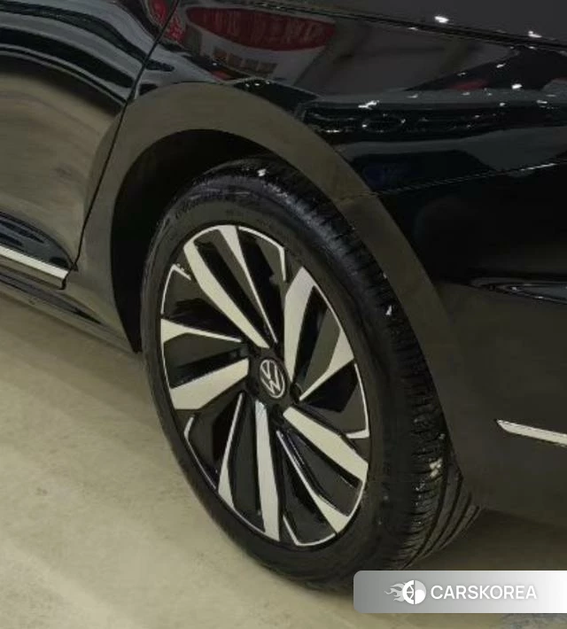 Volkswagen Passat 2025 Черный из Китая, фото 3