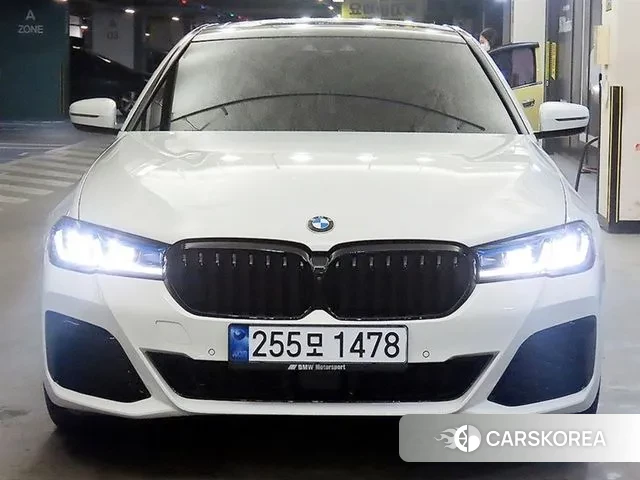 BMW 5 Series (G30) id 3757511 из Кореи 13