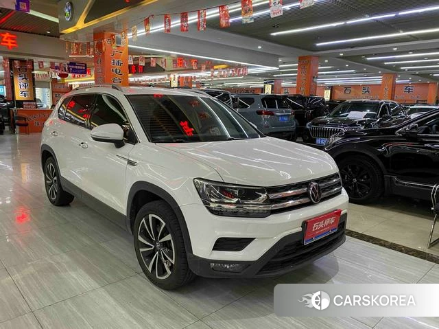 Volkswagen Tuyue 2021 Белый из Китая, фото 3