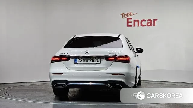 Mercedes-Benz E-Class W213 id 3629845 из Кореи 13