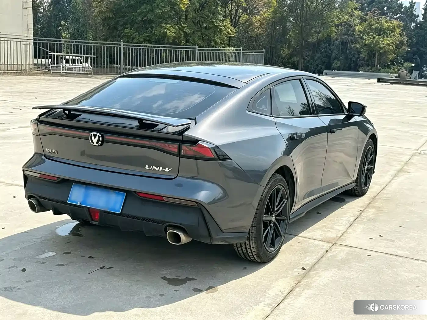 Chang'an Changan UNI-V 2024 Silver/gray из Китая, фото 3